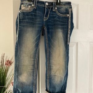 Rock Revival Dolly capri size 27 in great condition